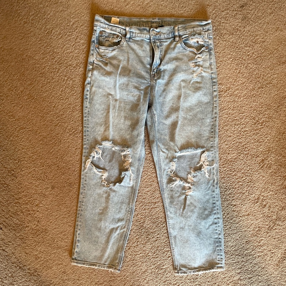 American Eagle Strigid high Rise straight leg jeans